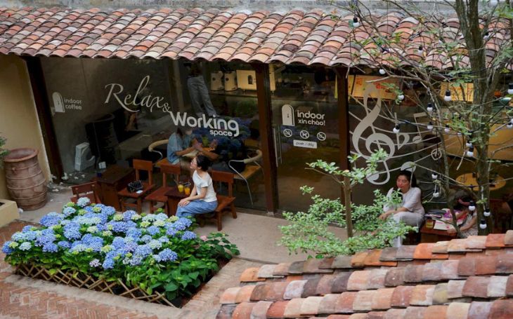 Setup quán cafe sân vườn ở trung tâm có nên hay không